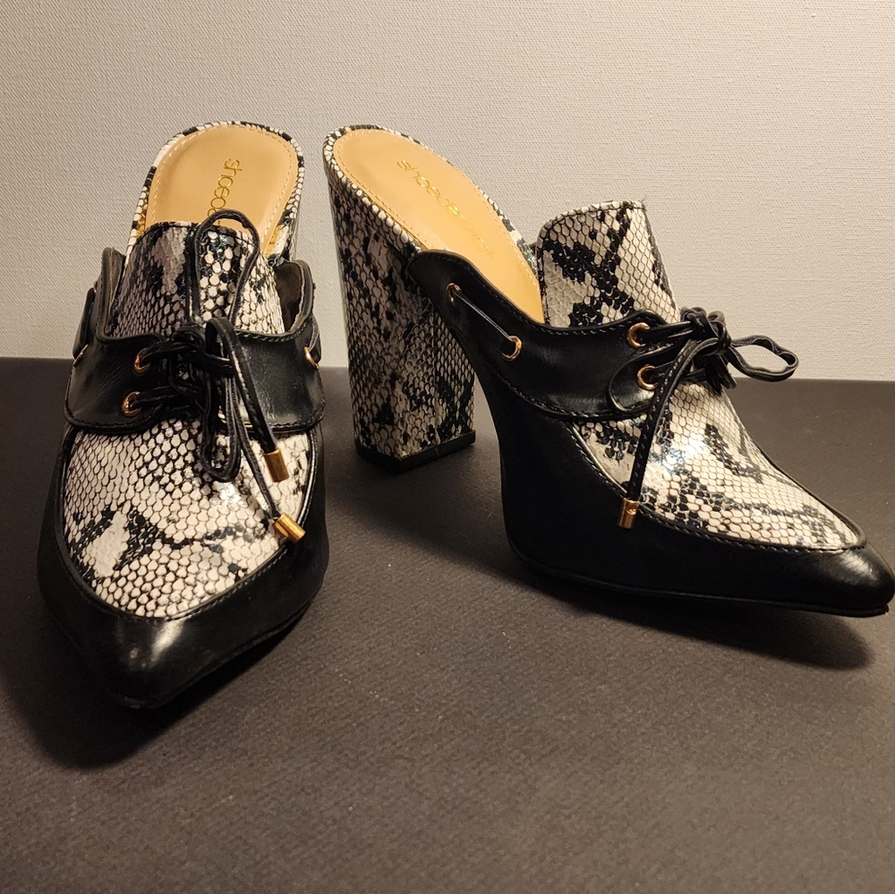 nwot SHOE DAZZLE "BRENDA" Black and Ivory heeled Mules SIZE 8.5M
